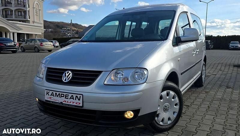 Second-hand VW Caddy Family 102 CP (75 kW) 2008 Culoareargint Monovolum