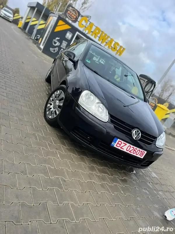 Utilizat 2005 VW Golf V Berlinǎ | 2.500 EUR (Preț OK) - Imagine 1/4