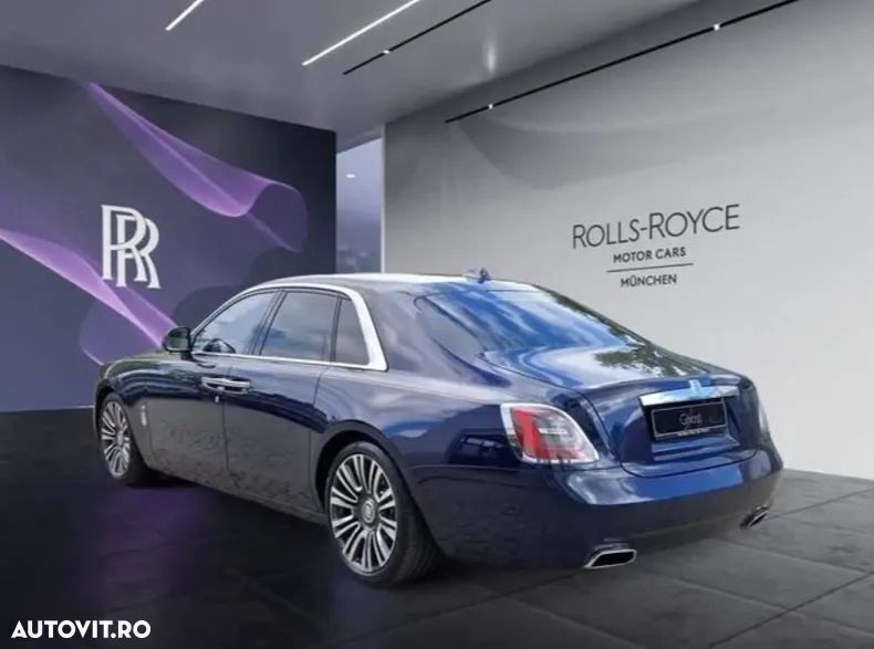 Second-hand Rolls Royce Ghost 571 CP (419 kW) 2022 Albastru Berlinǎ
