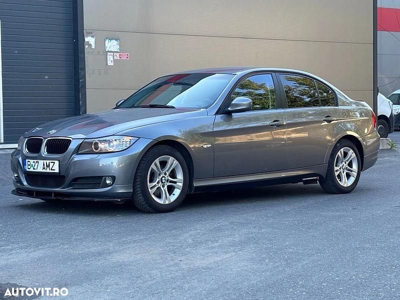 Gri Utilizat 2009 BMW 320 Sport Line Berlinǎ | 6.400 EUR (Preț OK) - Imagine 1/4