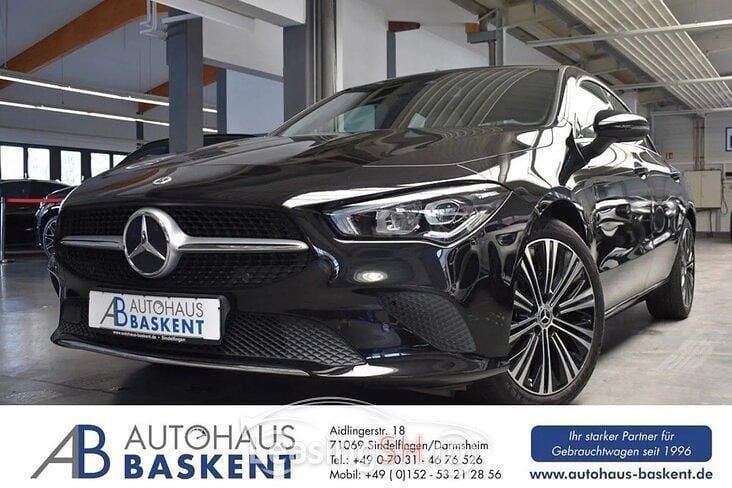 Negru Utilizat 2021 Mercedes CLA200 | 34.919 EUR (Preț OK) - Imagine 1/4