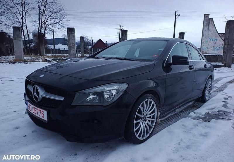 Culoarenegru Utilizat 2015 Mercedes CLA200 Berlinǎ | 9.990 EUR (Preț OK) - Imagine 1/4