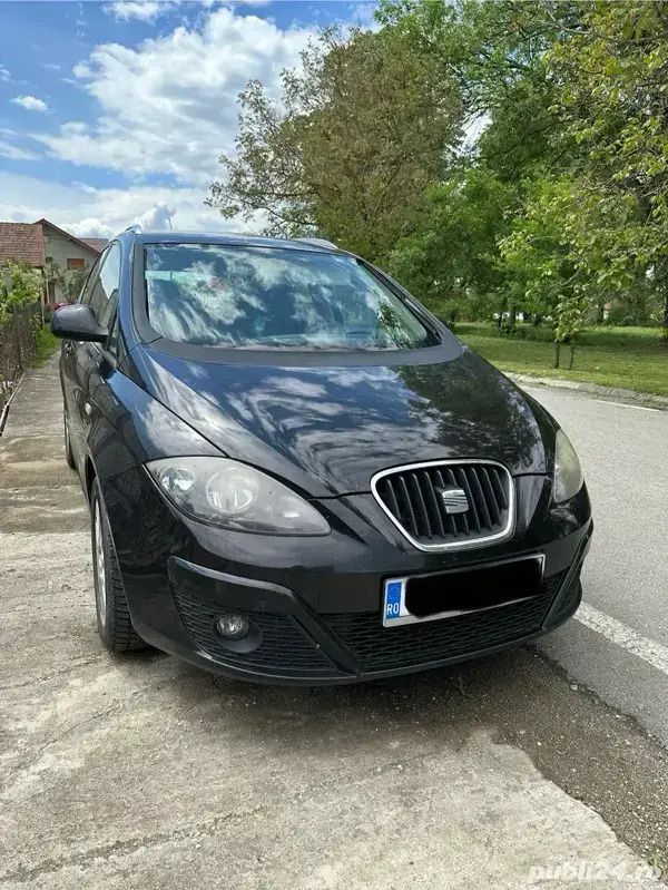 Utilizat 2010 Seat Altea Monovolum | 2.700 EUR - Imagine 1/4