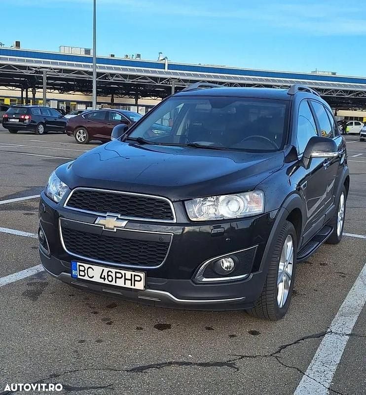 Culoarenegru Utilizat 2013 Chevrolet Captiva LT SUV | 9.150 EUR - Imagine 1/4