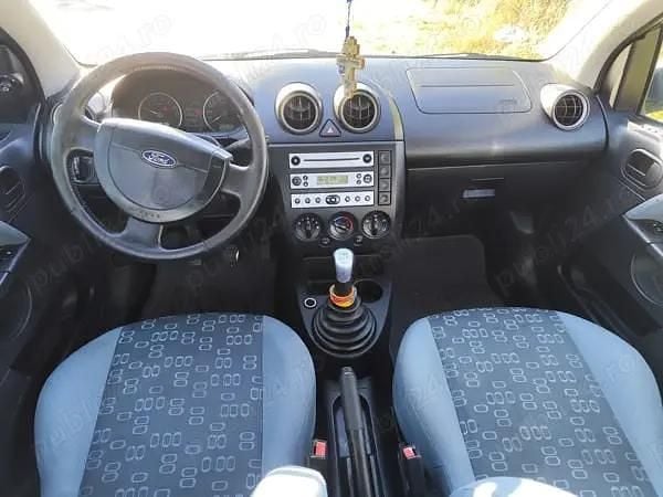 Second-hand Ford Fiesta 85 CP (62 kW) 2005 Hatchback
