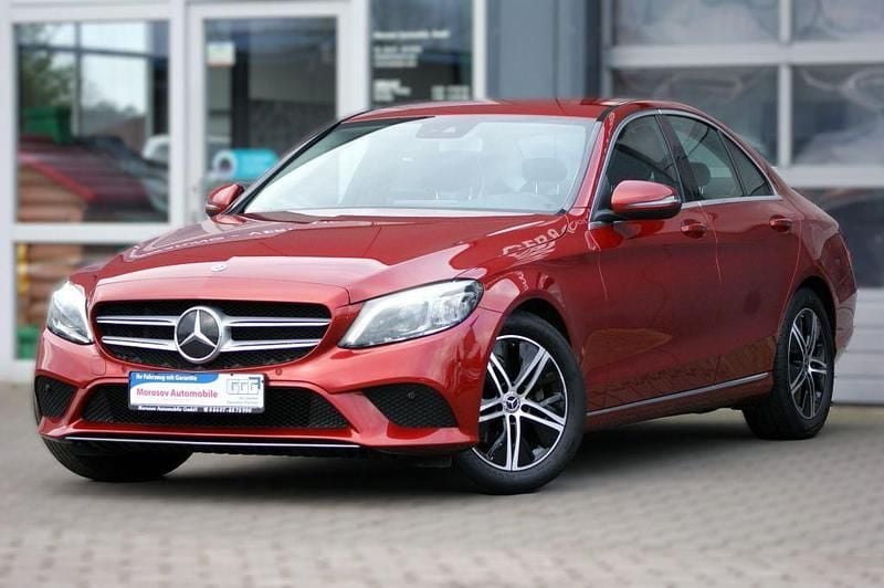 Utilizat 2020 Mercedes C200 Avantgarde | 34.447 EUR - Imagine 1/1
