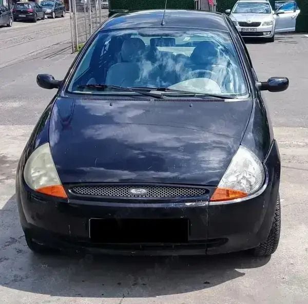 Negru Utilizat 2002 Ford Ka Hatchback | 3.000 EUR - Imagine 1/4