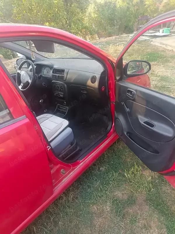 Utilizat 2003 Daihatsu Cuore Hatchback | 900 EUR - Imagine 1/4