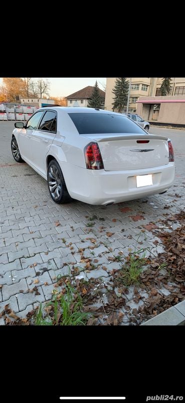 Second-hand Chrysler 300 305 CP (224 kW) 2014 Berlinǎ