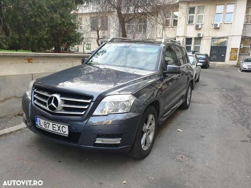 Gri Utilizat 2010 Mercedes GLK220 Sport Edition SUV | 8.449 EUR - Imagine 1/4