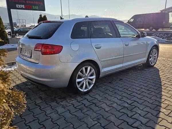 Second-hand Audi A3 Ambition 140 CP (102 kW) 2011 Culoareargint Hatchback