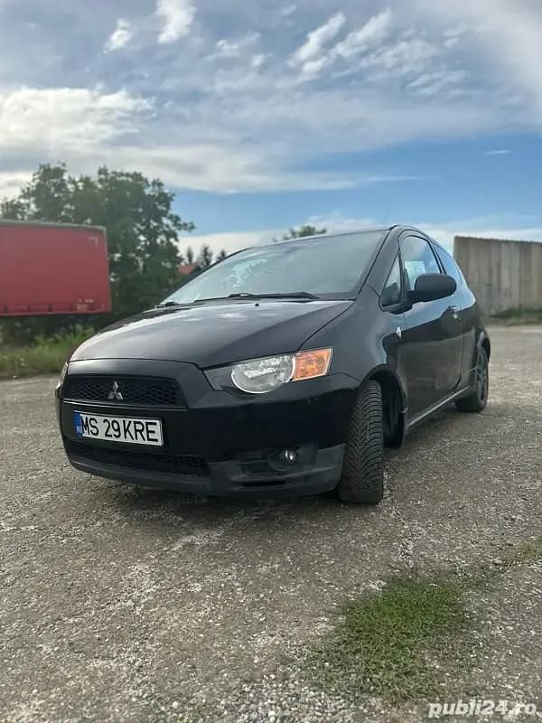 Second-hand Mitsubishi Colt 111 CP (81 kW) 2009 Negru Coupe