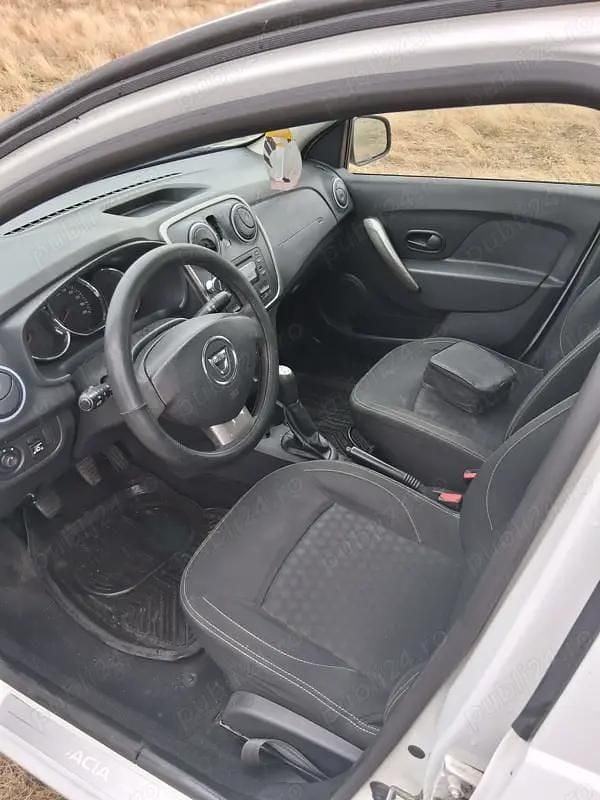 Utilizat 2013 Dacia Logan Berlinǎ | 3.900 EUR (Scump) - Imagine 1/4