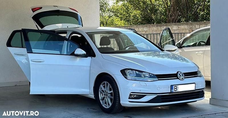 Culoarealb Utilizat 2017 VW Golf VII Trendline Hatchback | 11.500 EUR (Preț OK) - Imagine 1/4