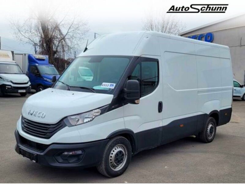 Utilizat 2023 Iveco Daily Van | 22.799 EUR - Imagine 1/4