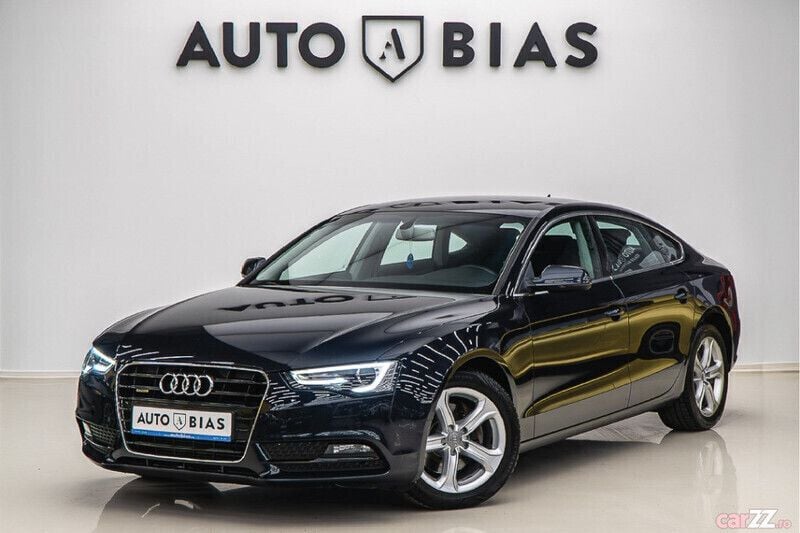 Albastru Utilizat 2012 Audi A5 Sportback Sport Berlinǎ | 13.950 EUR (Preț bun) - Imagine 1/4