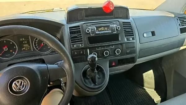 Second-hand VW T5 114 CP (83 kW) 2014 Auriu Van