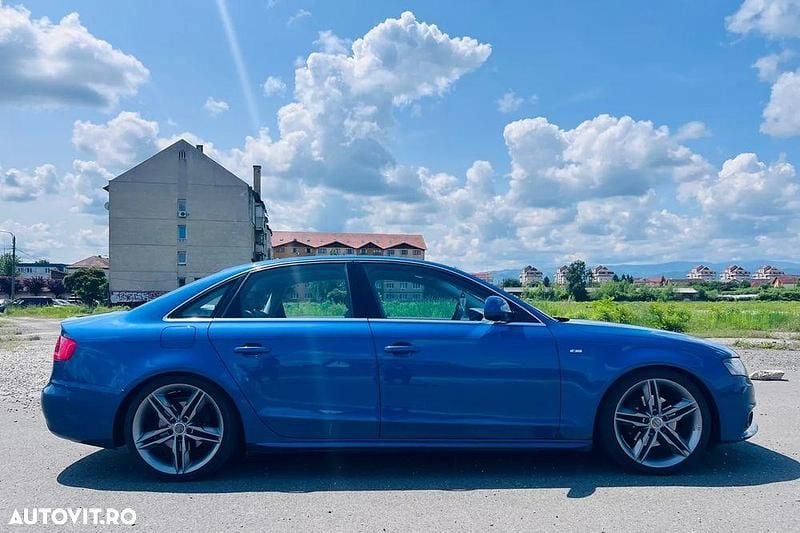 Second-hand Audi A4 Sport 136 CP (100 kW) 2008 Culoarealbastru Berlinǎ