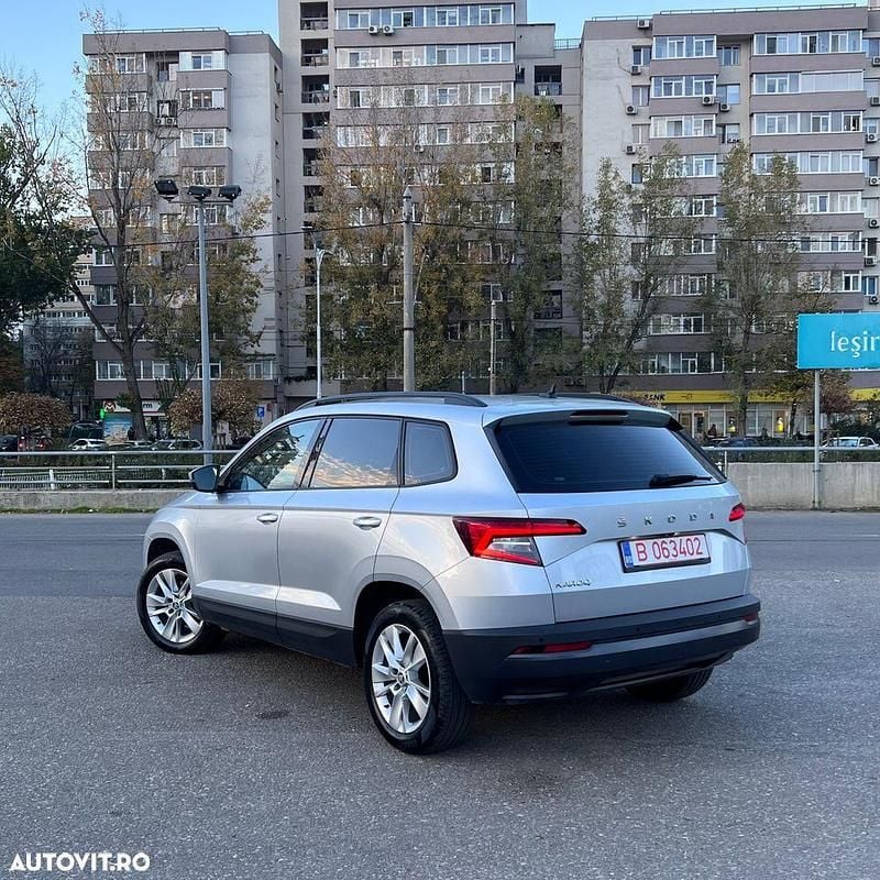 Second-hand Skoda Karoq 150 CP (110 kW) 2021 Culoareargint SUV