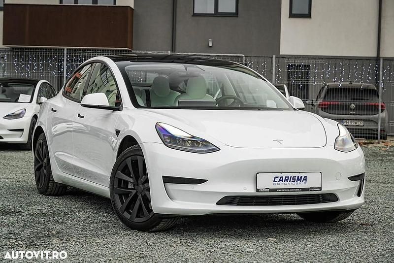 Culoarealb Utilizat 2021 Tesla Model 3 Standard Range Plus Berlinǎ | 26.923 EUR (Preț OK) - Imagine 1/4