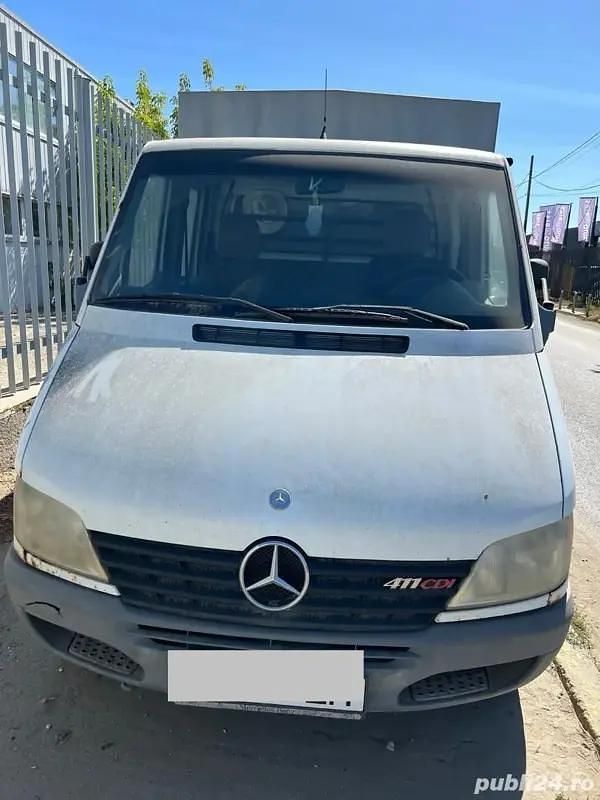 Second-hand Mercedes 416 130 CP (95 kW) 2001 Van