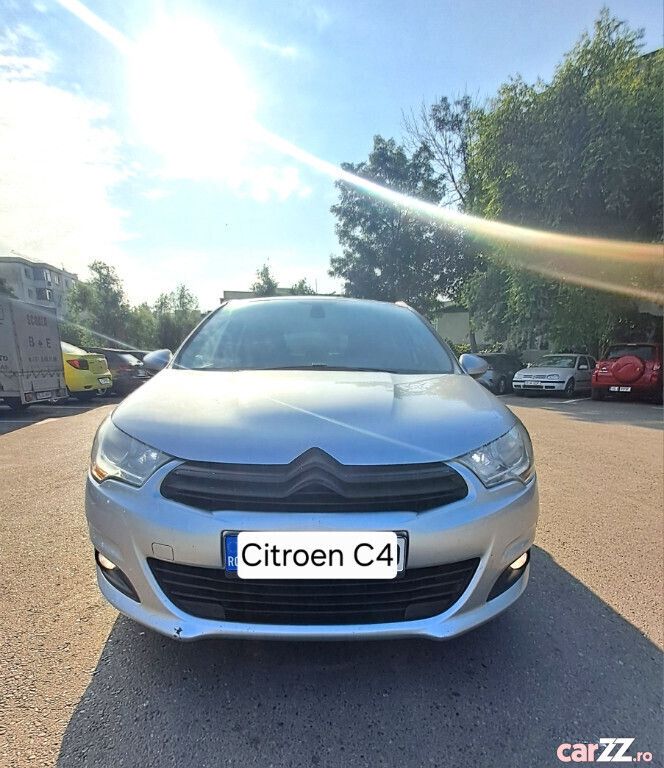 Utilizat 2010 Citroën C4 Hatchback | 2.999 EUR (Scump) - Imagine 1/4