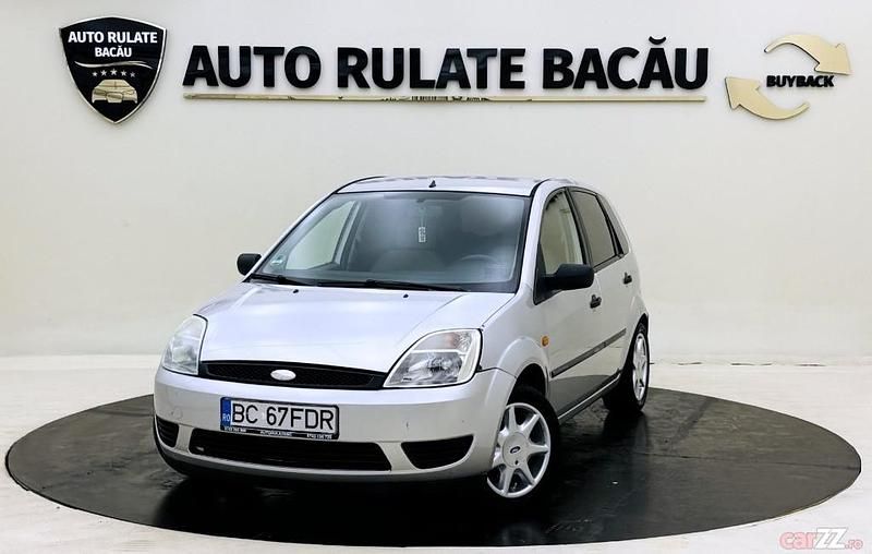 Utilizat 2003 Ford Fiesta | 900 EUR - Imagine 1/4