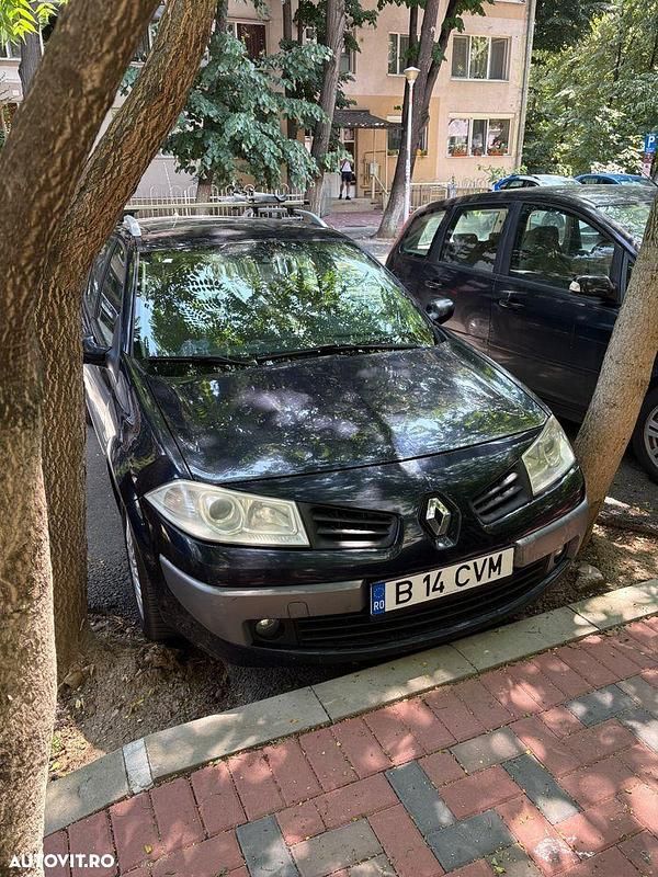 Culoarealbastru Utilizat 2007 Renault Mégane GrandTour Break | 1.600 EUR - Imagine 1/4