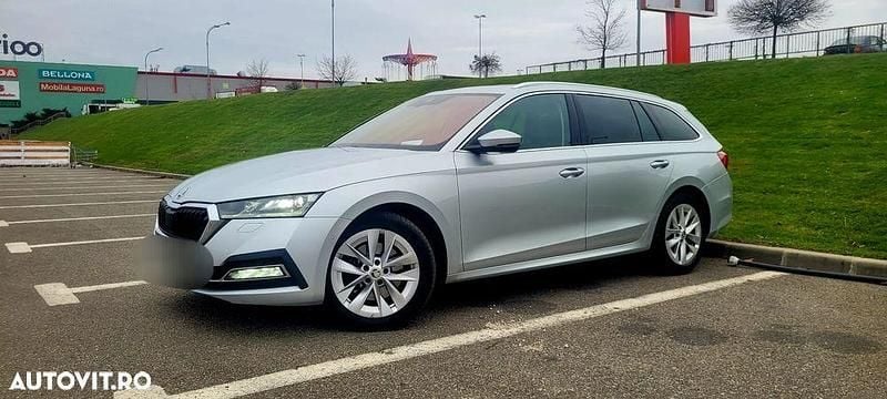Culoareargint Utilizat 2022 Skoda Octavia Style Break | 13.990 EUR (Preț bun) - Imagine 1/4