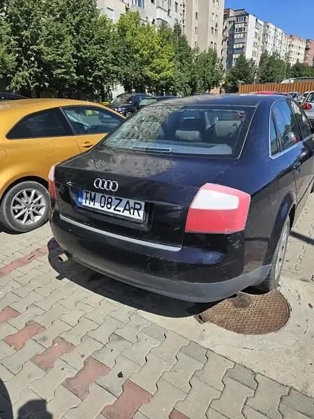 Utilizat 2001 Audi A4 Berlinǎ | 700 EUR (Preț bun) - Imagine 1/4