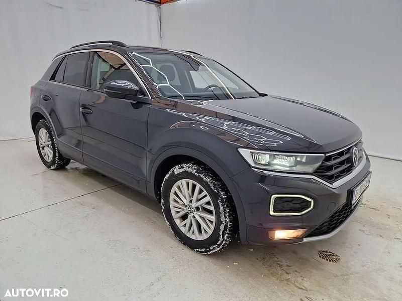 Culoarenegru Second-hand 2021 VW T-Roc Design SUV | 18.513 EUR (Preț bun) - Imagine 1/4