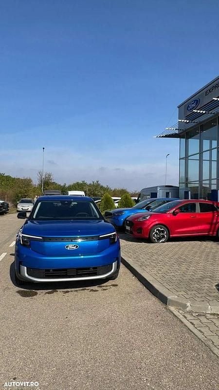 Nouă Ford Explorer 125 kW (170 CP) 2025 Culoarealbastru SUV