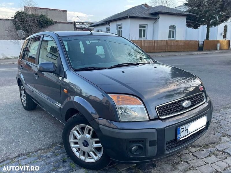 Gri Utilizat 2006 Ford Fusion Monovolum | 1.500 EUR (Preț bun) - Imagine 1/4