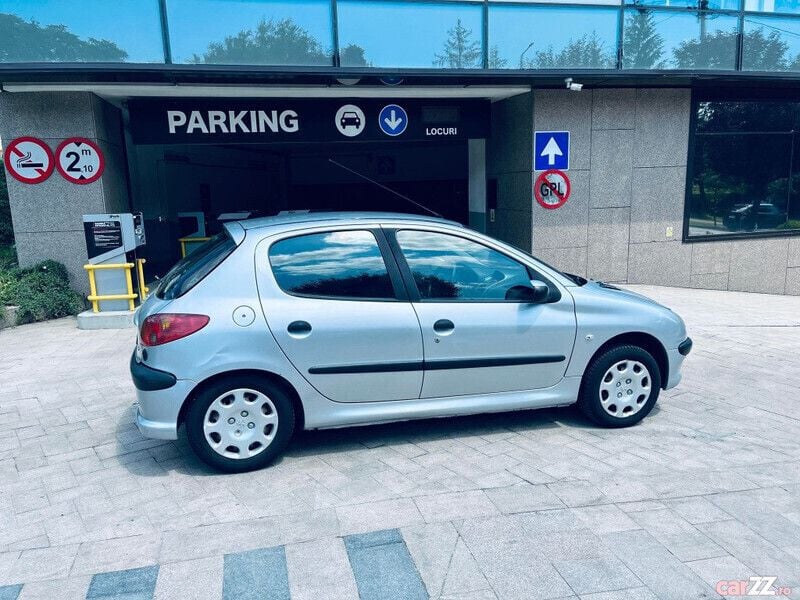 Second-hand Peugeot 206 75 CP (55 kW) 2007 Gri Hatchback