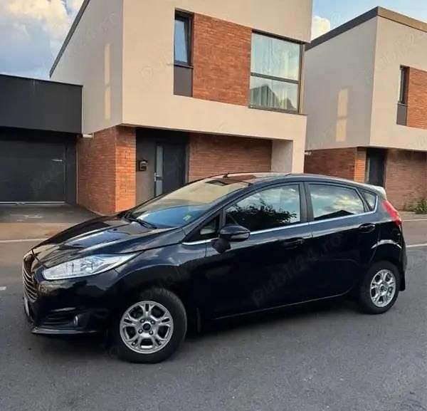 Second-hand Ford Fiesta 95 CP (69 kW) 2014 Berlinǎ