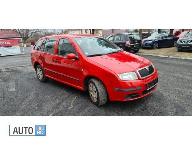 Rosu Utilizat 2005 Skoda Fabia Hatchback | 1.599 EUR (Preț OK) - Imagine 1/4