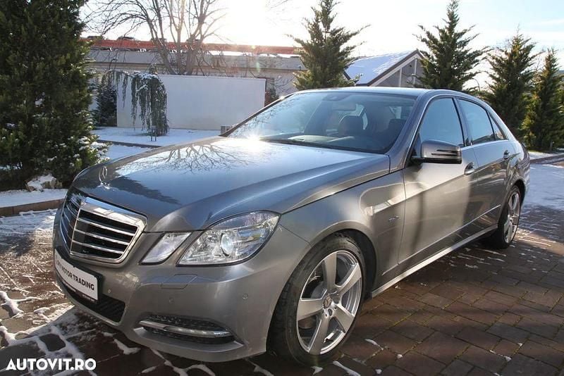 Second-hand Mercedes E250 204 CP (150 kW) 2012 Culoaregri Berlinǎ