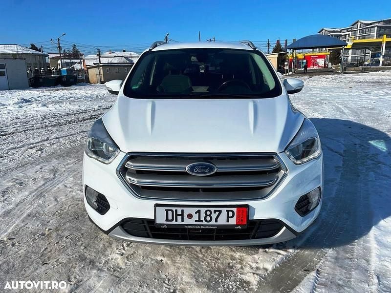 Culoarealb Second-hand 2018 Ford Kuga SUV | 11.490 EUR (Preț bun) - Imagine 1/4