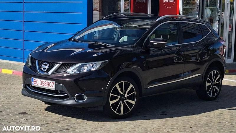 Culoaremaro Utilizat 2014 Nissan Qashqai Black Edition SUV | 9.950 EUR (Preț OK) - Imagine 1/4