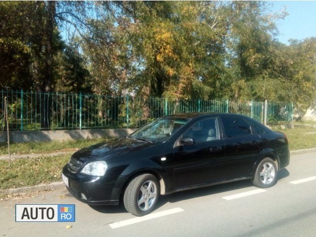Second-hand Chevrolet Lacetti 121 CP (88 kW) 2007 Negru Berlinǎ