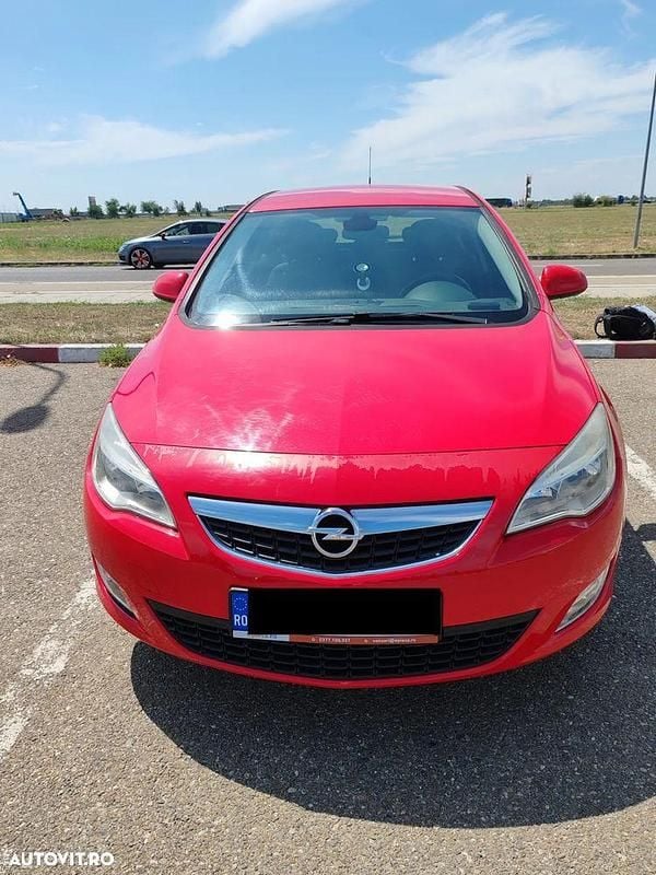 Culoarerosu Utilizat 2010 Opel Astra Enjoy Hatchback | 3.700 EUR (Preț OK) - Imagine 1/4