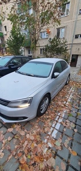 Utilizat 2012 VW Jetta | 4.600 EUR (Super Preț) - Imagine 1/4