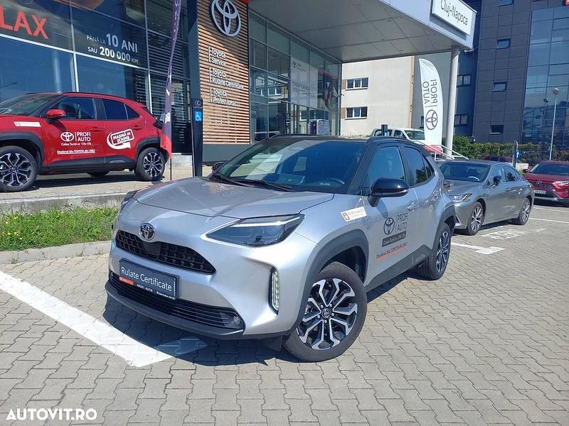 Culoareargint Utilizat 2024 Toyota Yaris Cross SUV | 28.950 EUR - Imagine 1/4