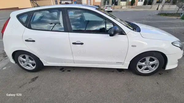 Utilizat 2012 Hyundai i30 Sport Hatchback | 4.600 EUR (Preț bun) - Imagine 1/4