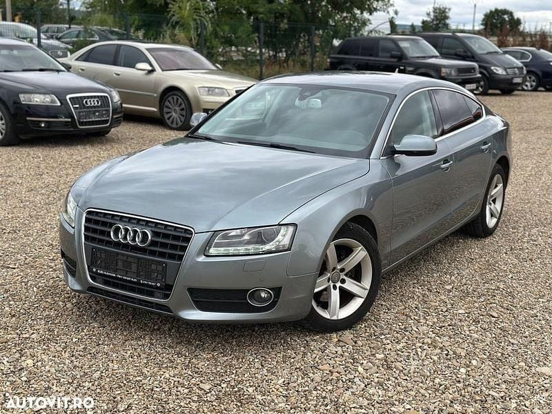 Albastru Utilizat 2010 Audi A5 Sportback Berlinǎ | 8.800 EUR (Preț OK) - Imagine 1/4