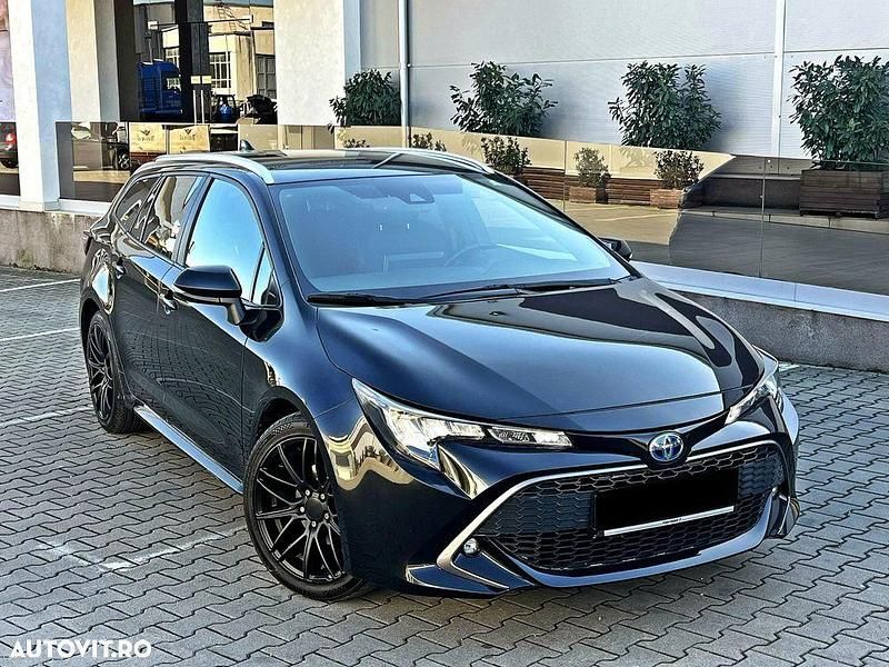 Culoarenegru Utilizat 2022 Toyota Corolla Business Edition Break | 18.999 EUR - Imagine 1/4