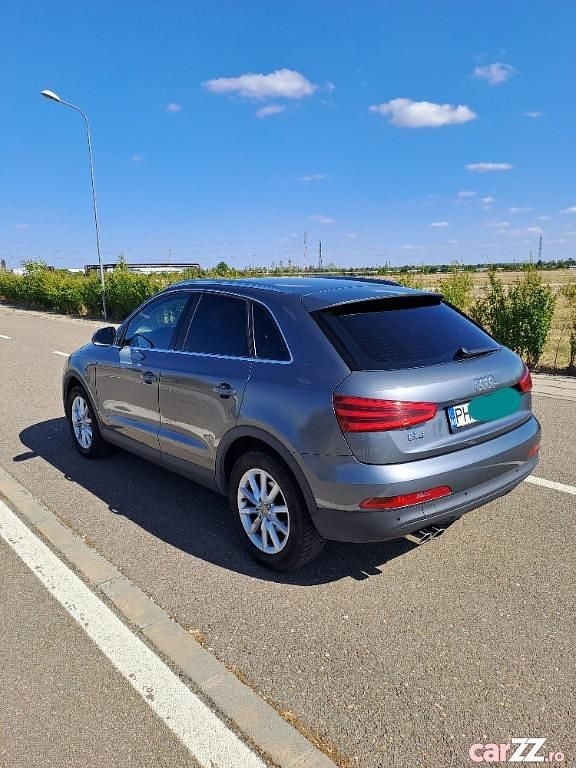 Gri Utilizat 2012 Audi Q3 SUV | 10.000 EUR (Preț OK) - Imagine 1/4