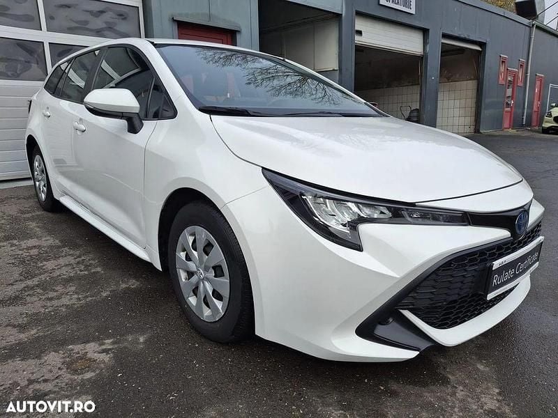 Second-hand Toyota Corolla Eco 122 CP (89 kW) 2020 Culoarealb Break
