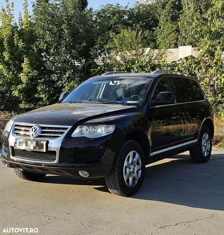 Culoarenegru Utilizat 2010 VW Touareg SUV | 9.850 EUR - Imagine 1/4