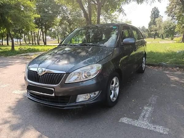 Utilizat 2010 Skoda Fabia Hatchback | 12.950 EUR - Imagine 1/4